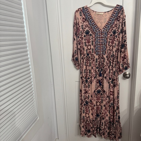 A Beautiful Soul Embroidered Floral Maxi Dress Like New Size XL Boho Blush - Picture 1 of 11